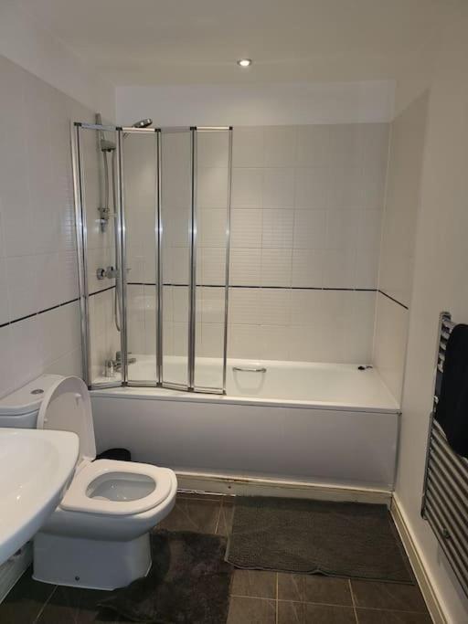 Awesome 1 Bedroom Apartment Manchester Exterior photo